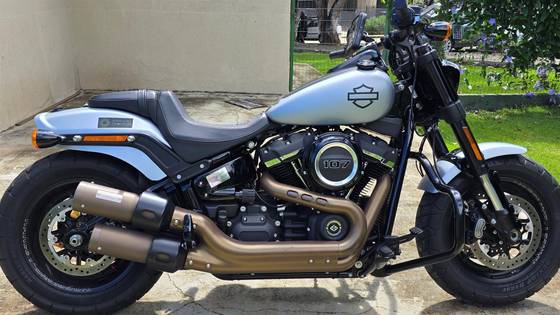 HARLEY-DAVIDSON SOFTAIL FAT BOB 107 HARLEY-DAVIDSON SOFTAIL FAT BOB 107